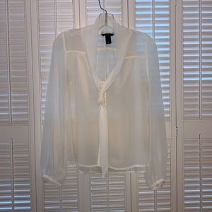 Chiffon bow tie blouse